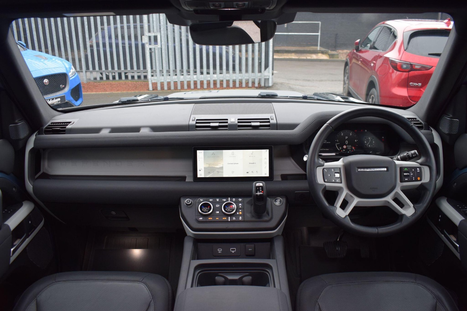 Used Land Rover Defender 2022 for sale - 77144412: Photo 8