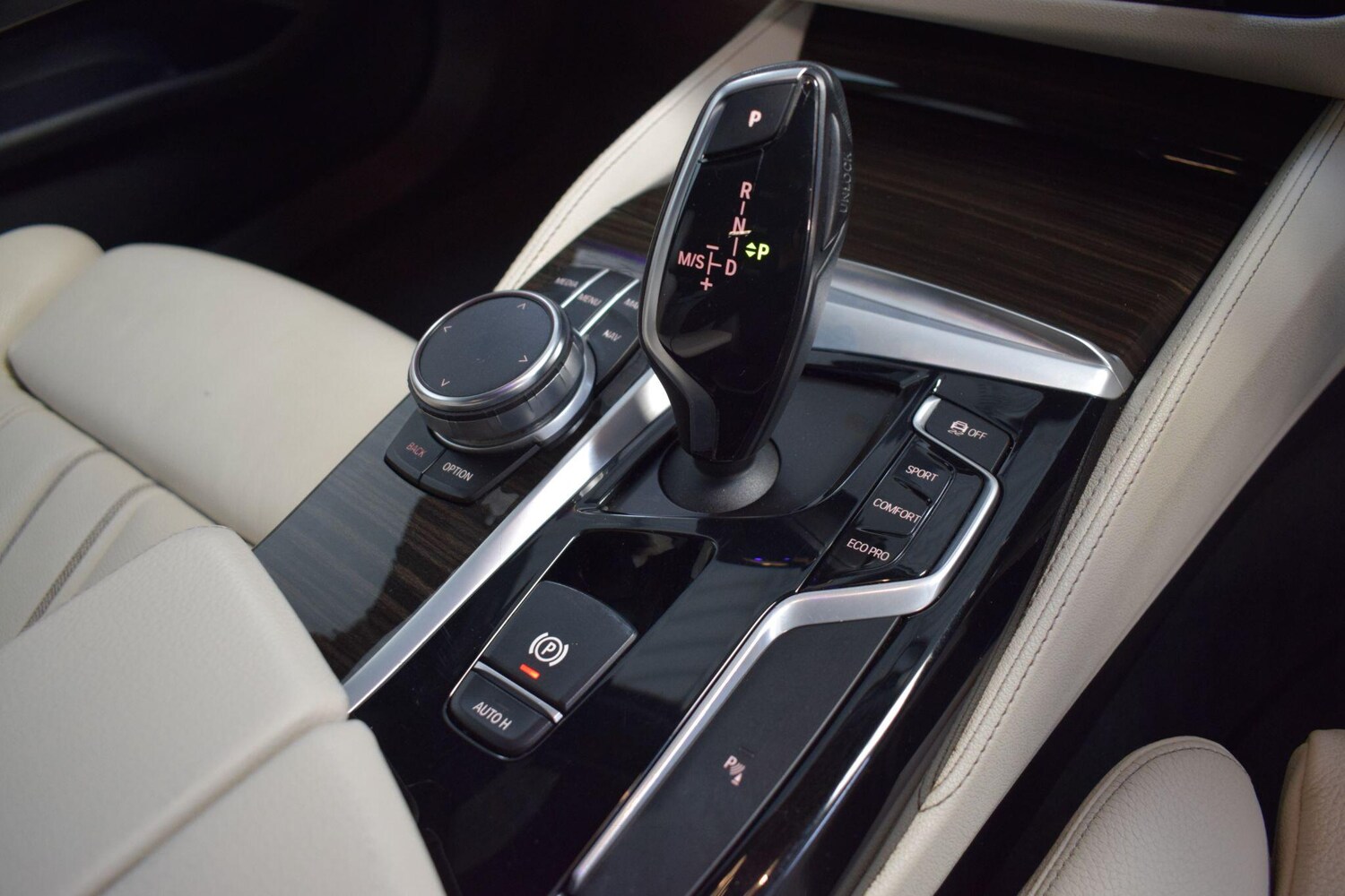 Used BMW 5 Series 2017 for sale - 77784350: Photo 14