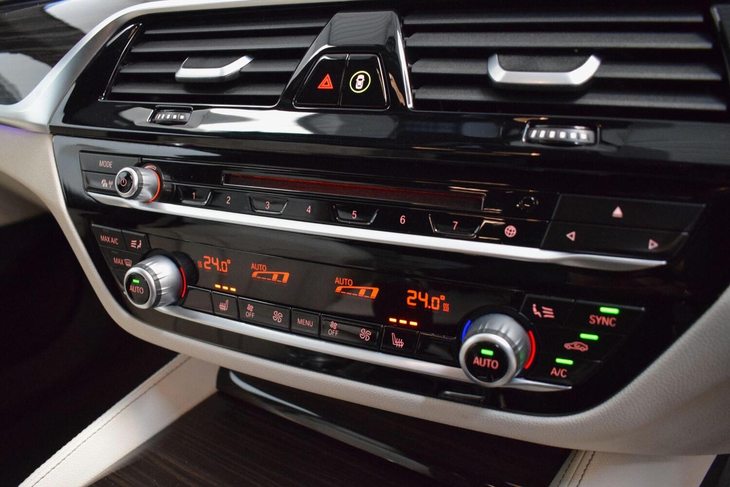 Used BMW 5 Series 2017 for sale - 77784350: Photo 24