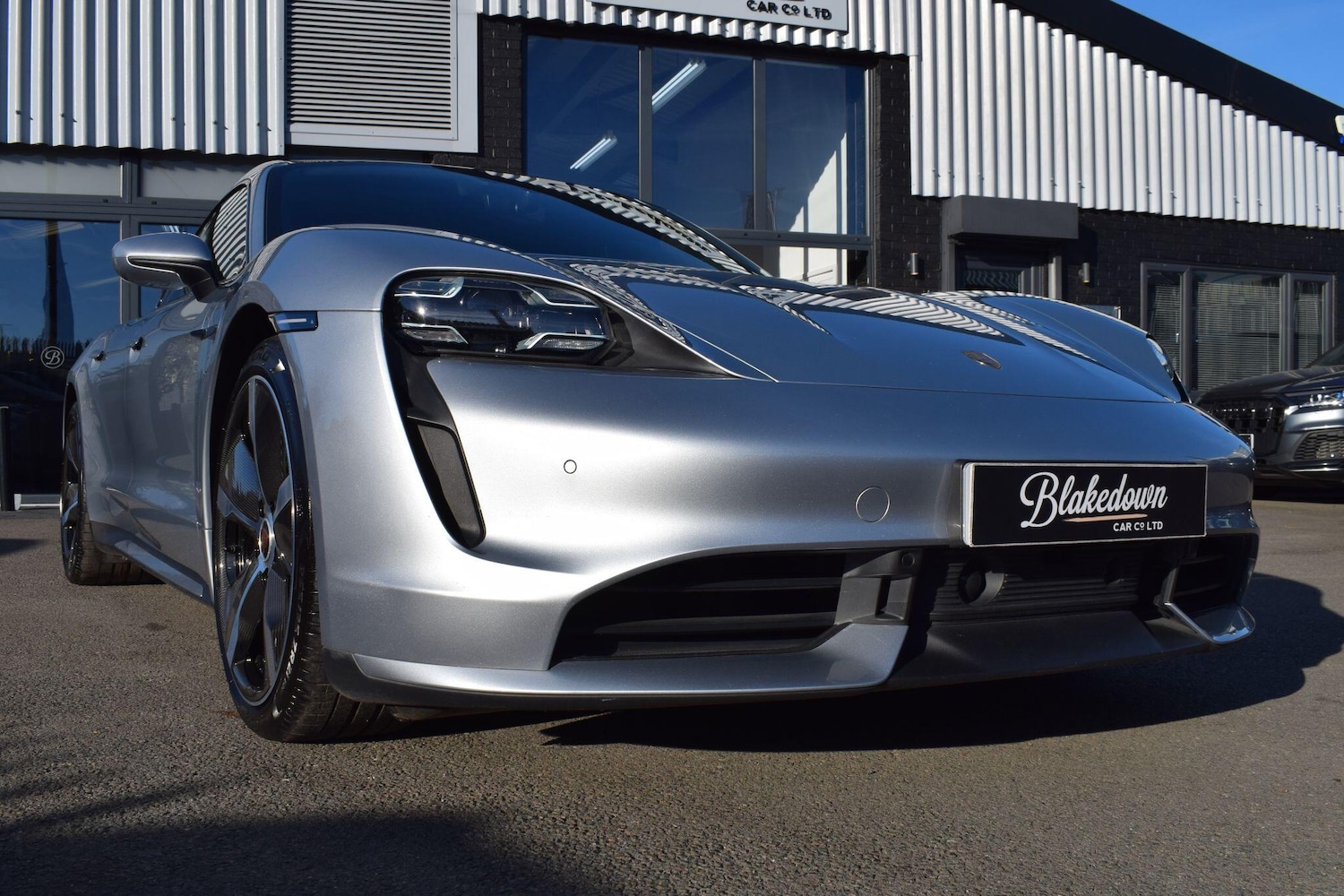 Used Porsche Taycan 2020 for sale - 76658959: Photo 41