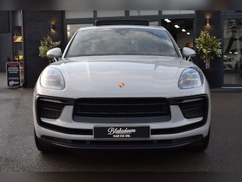 Used Porsche Macan 2022 for sale - 77040925: Photo