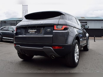 Used Land Rover Range Rover Evoque 2017 for sale - 76976568: Photo