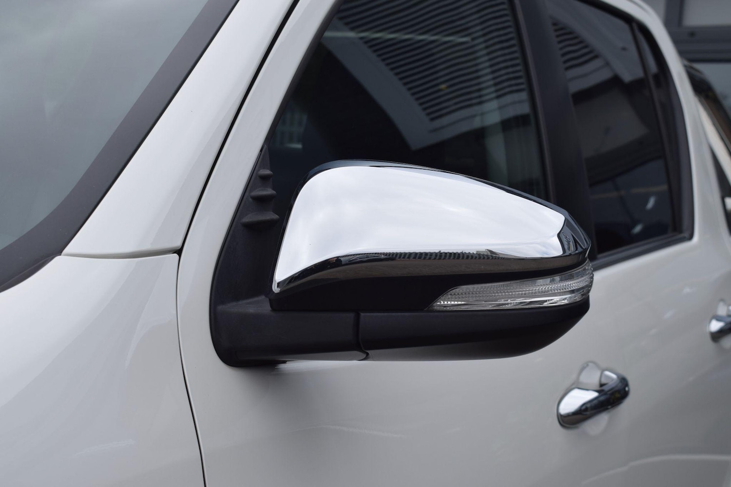 Used Toyota Hilux 2017 for sale - 76613238: Photo 34