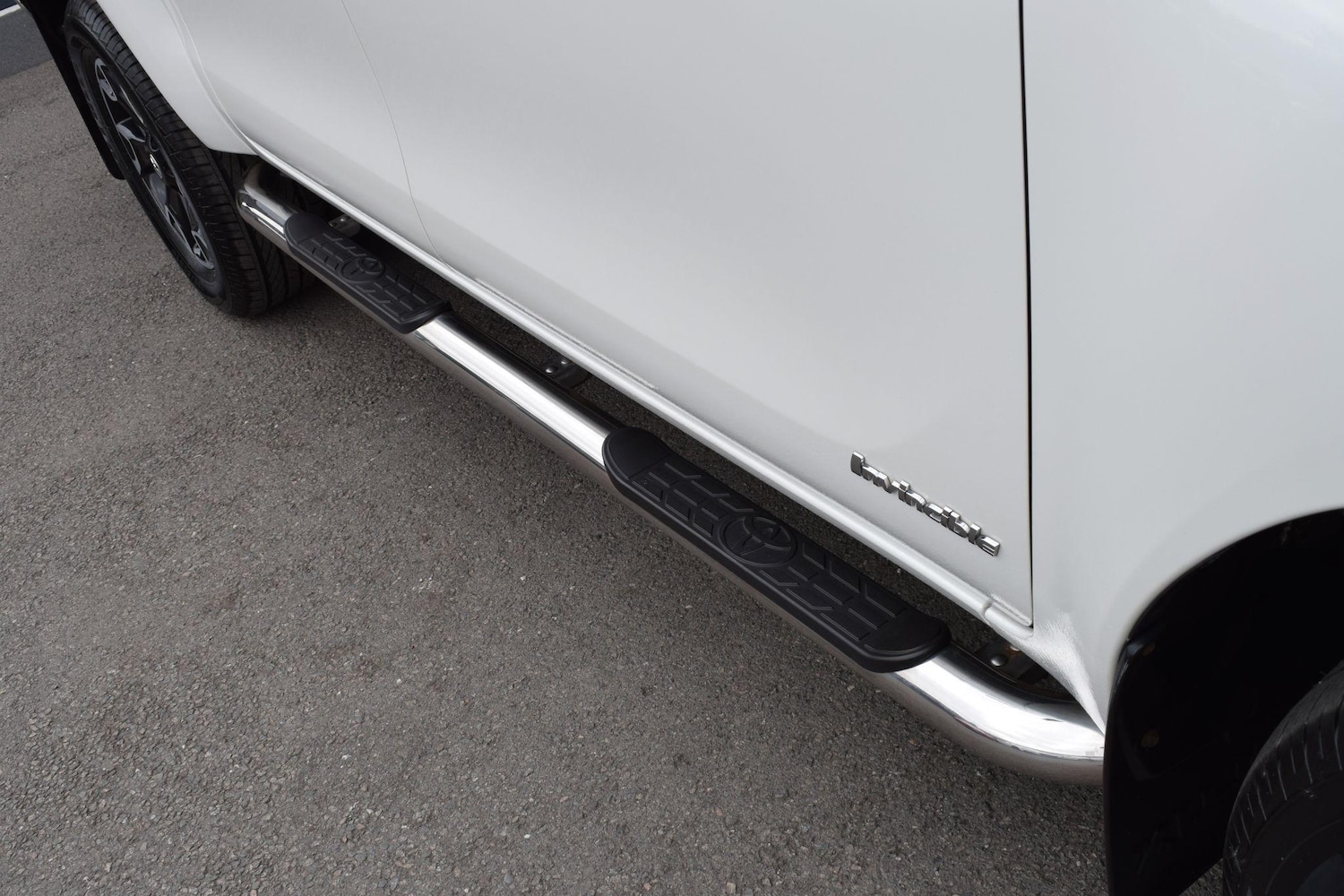 Used Toyota Hilux 2017 for sale - 76613238: Photo 40