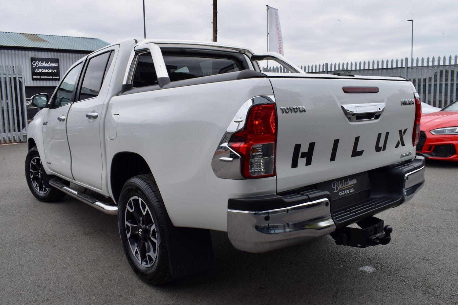 Used Toyota Hilux 2017 for sale - 76613238: Photo 6