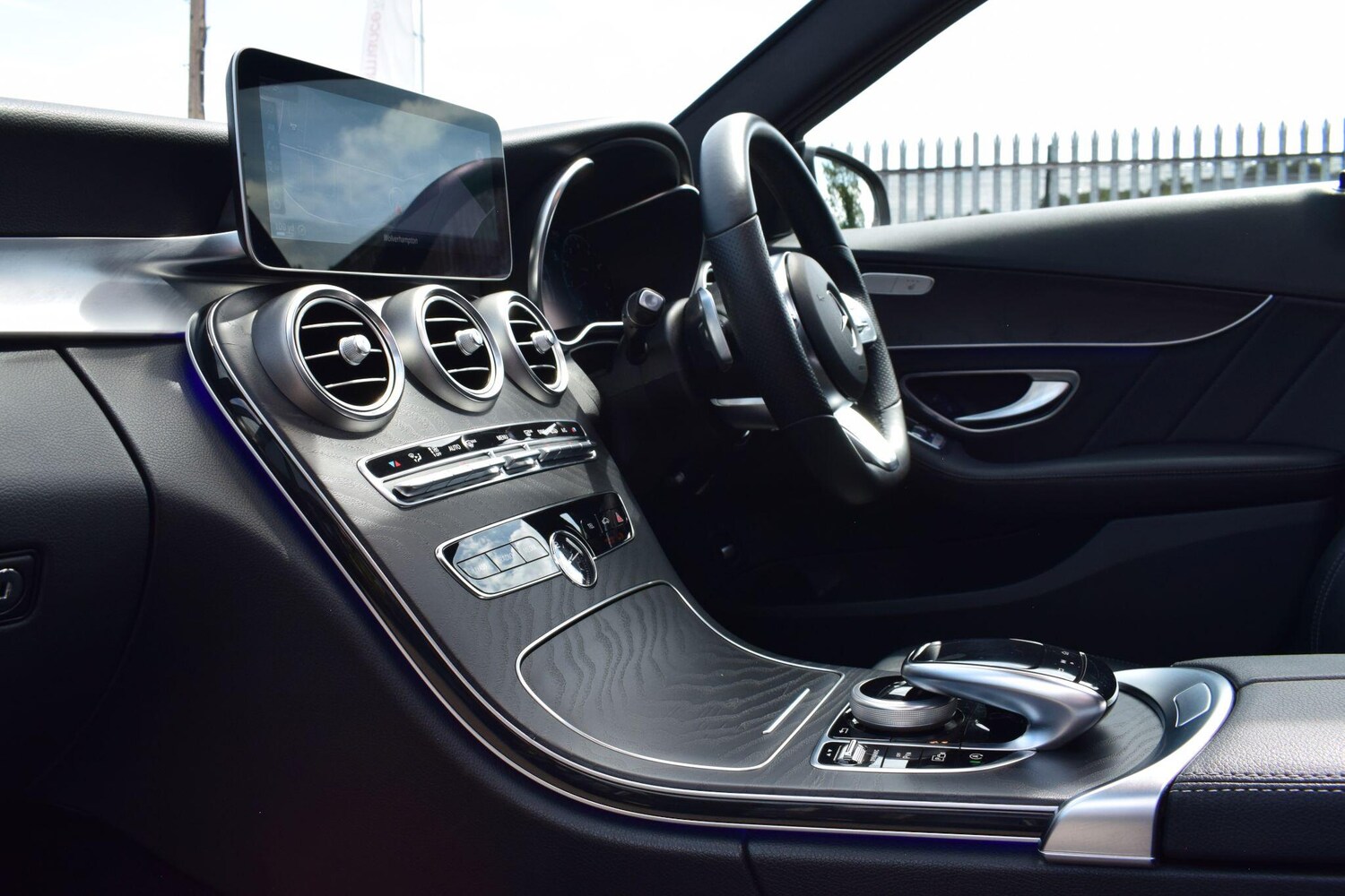 Used Mercedes-Benz C Class 2019 for sale - 76246730: Photo 11