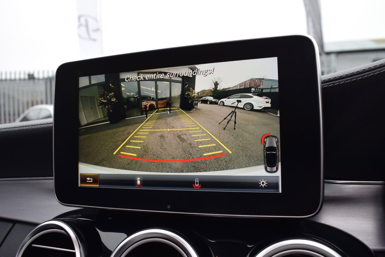 Used Mercedes-Benz C Class 2018 for sale - 76440684: Photo 14