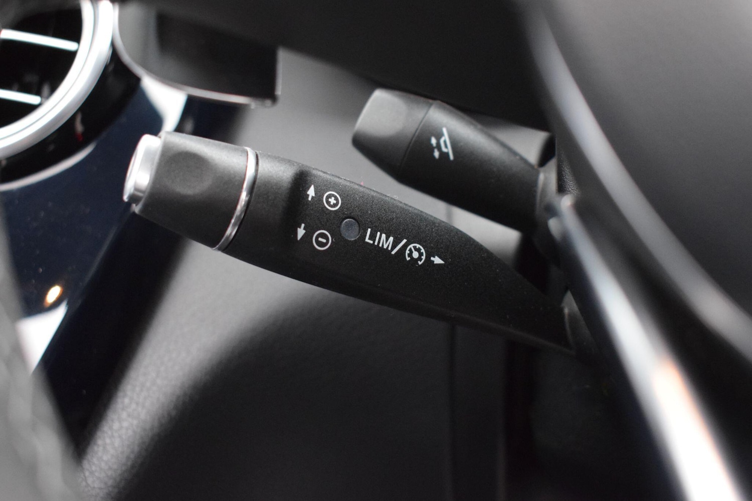 Used Mercedes-Benz C Class 2018 for sale - 76440684: Photo 22