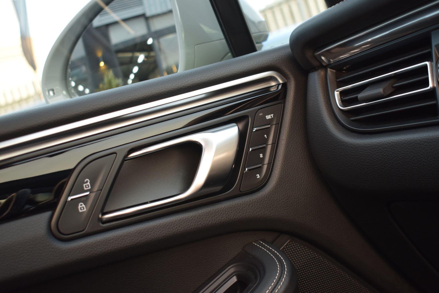 Used Porsche Macan 2022 for sale - 77291760: Photo 15