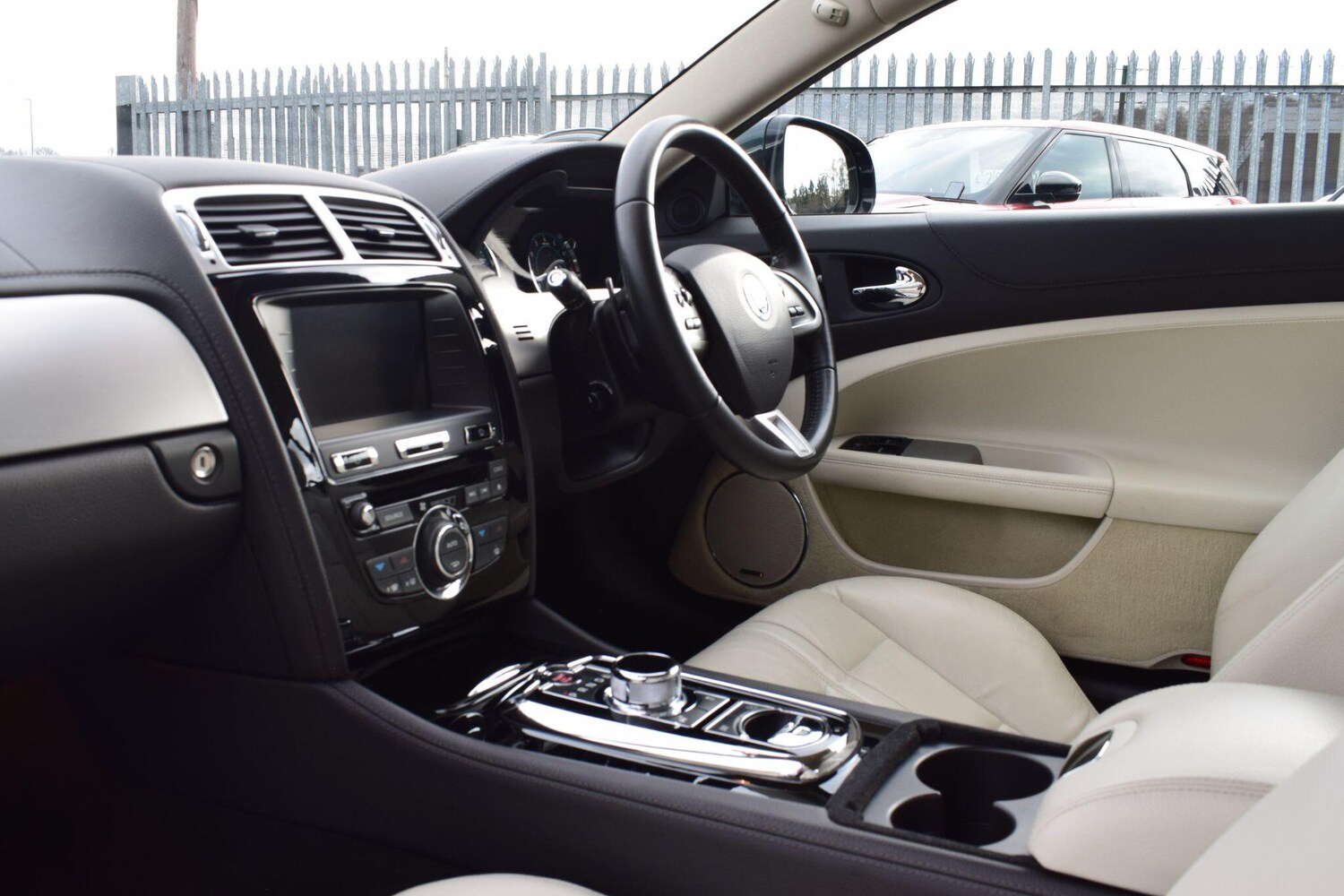 Used Jaguar XK 2013 for sale - 77737914: Photo 10