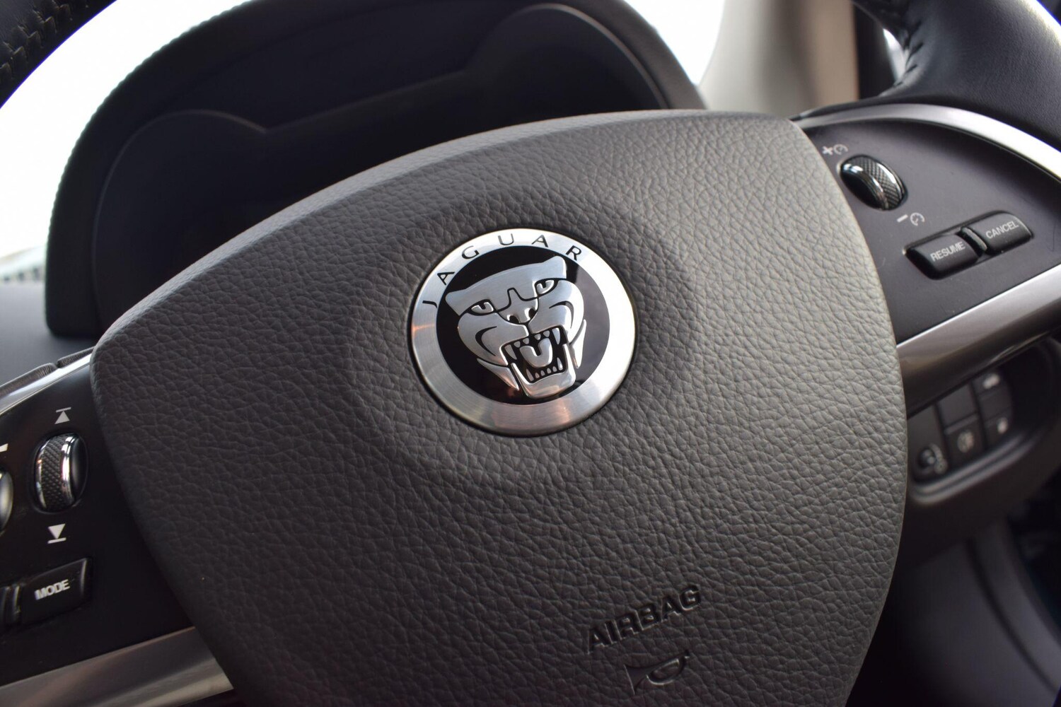 Used Jaguar XK 2013 for sale - 77737914: Photo 18