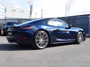 Used Porsche 718 Cayman 2018 for sale - 76094953: Photo 4
