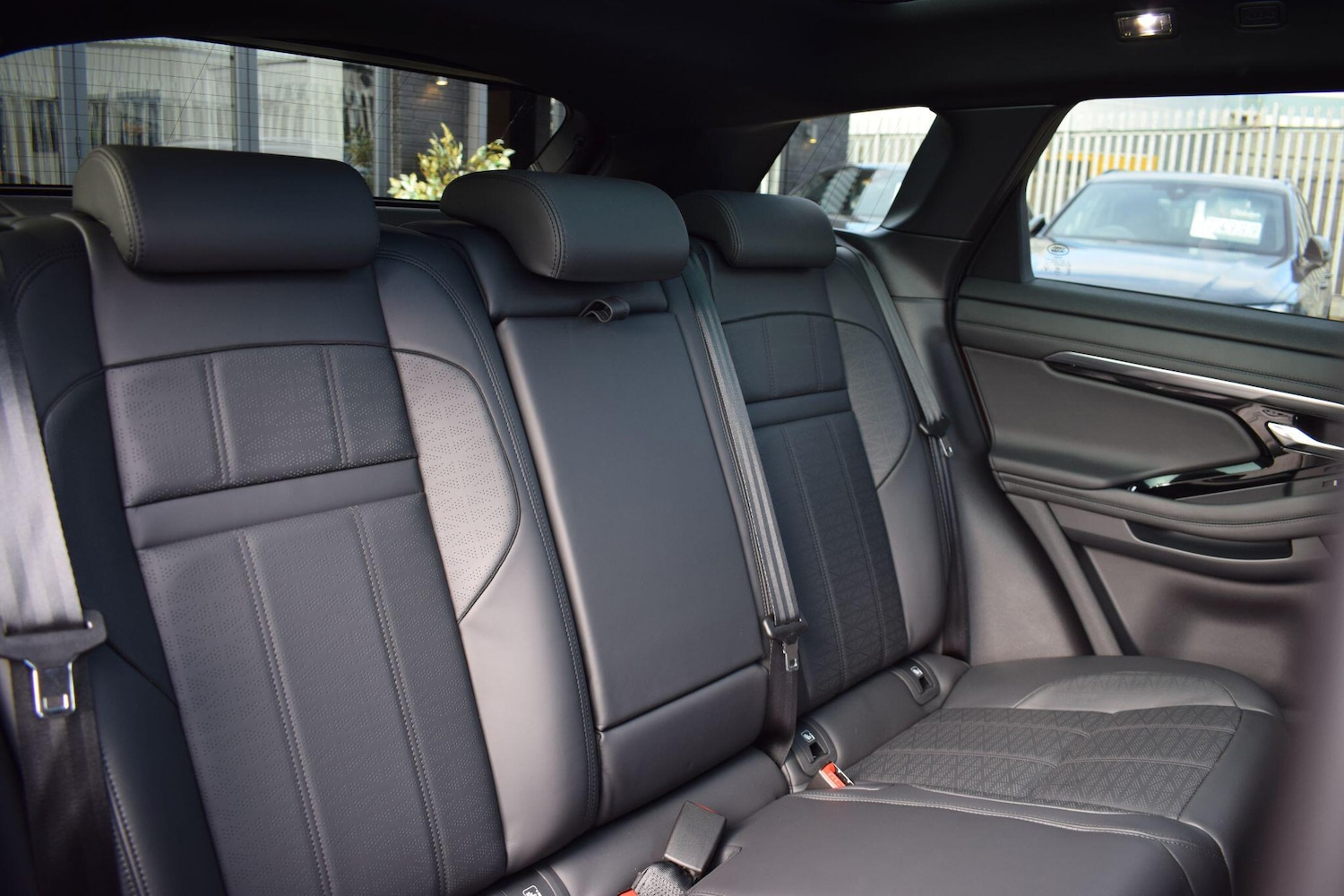 Used Land Rover Range Rover Evoque for sale - 76753244: Photo 14