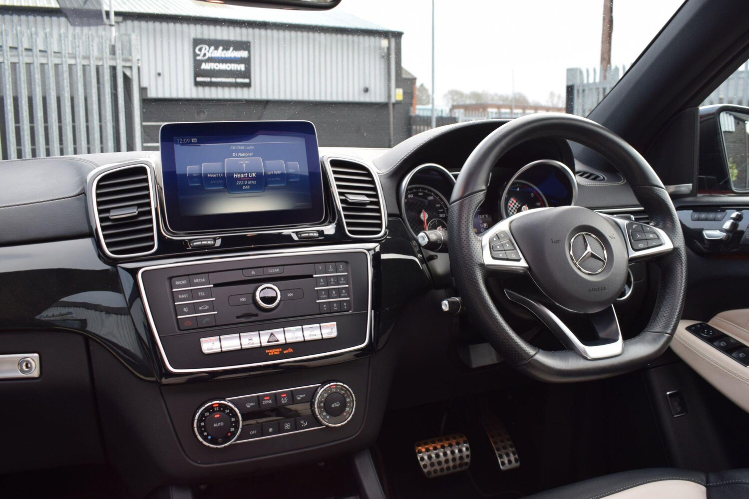 Used Mercedes-Benz GLE 2016 for sale - 77926131: Photo 10
