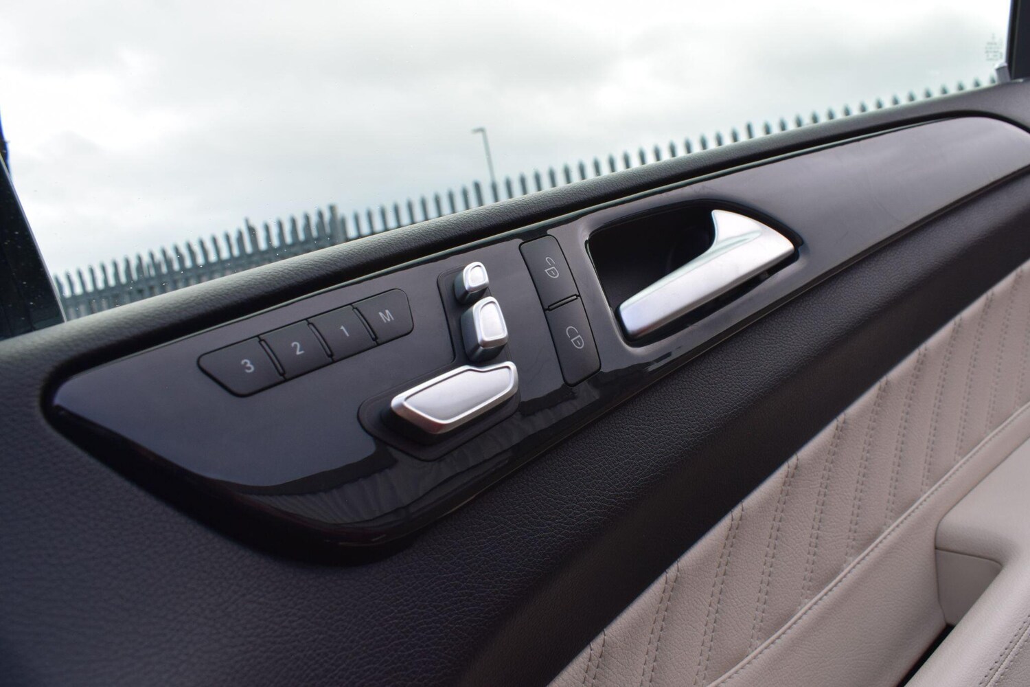 Used Mercedes-Benz GLE 2016 for sale - 77926131: Photo 20