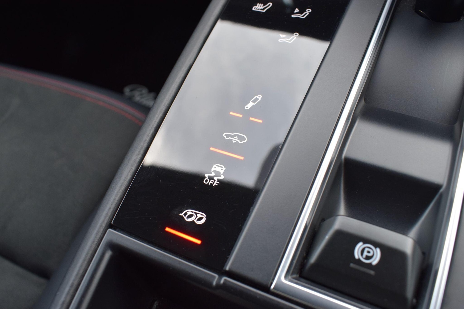 Used Porsche Macan 2023 for sale - 76137755: Photo 24