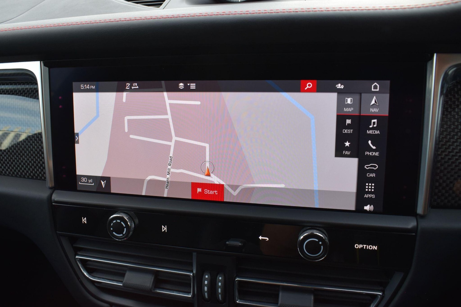 Used Porsche Macan 2023 for sale - 76137755: Photo 28