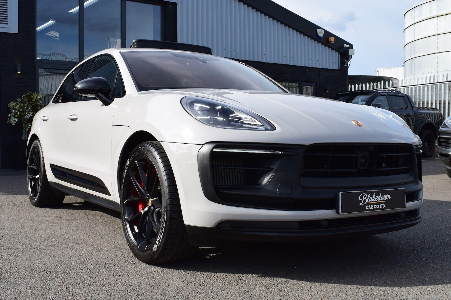 Used Porsche Macan 2023 for sale - 76137755: Photo 33