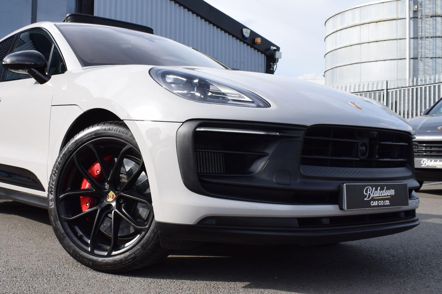 Used Porsche Macan 2023 for sale - 76137755: Photo 35
