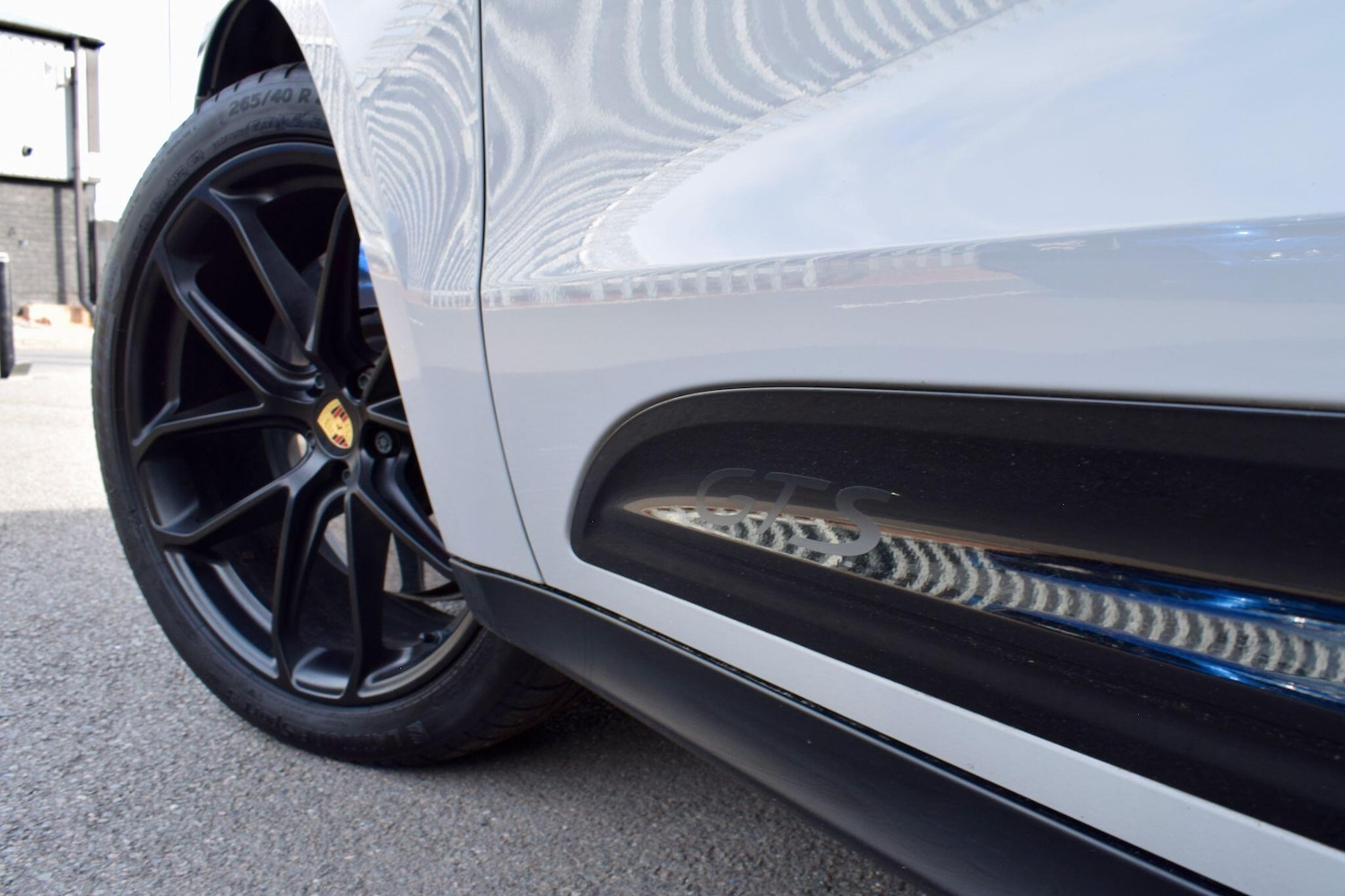 Used Porsche Macan 2023 for sale - 76137755: Photo 41