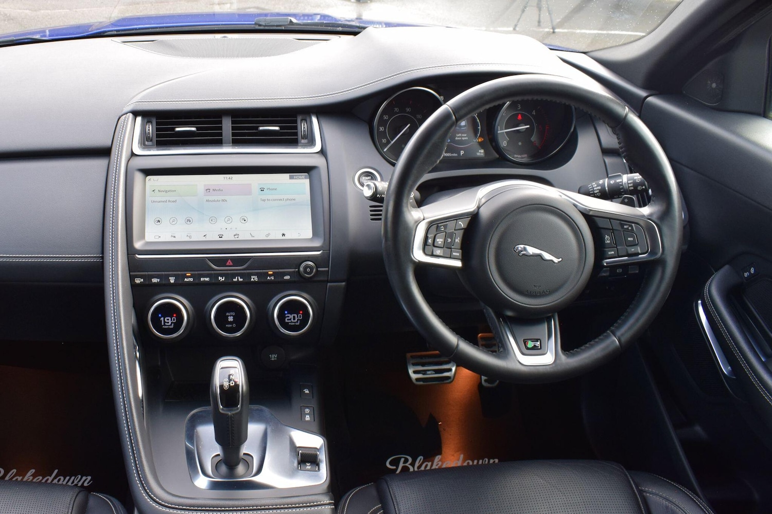 Used Jaguar E-Pace 2018 for sale - 76361226: Photo 9