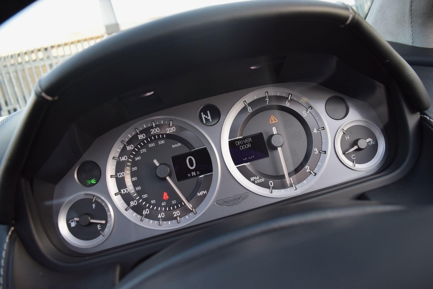 Used Aston Martin Vantage 2014 for sale - 77175498: Photo 20