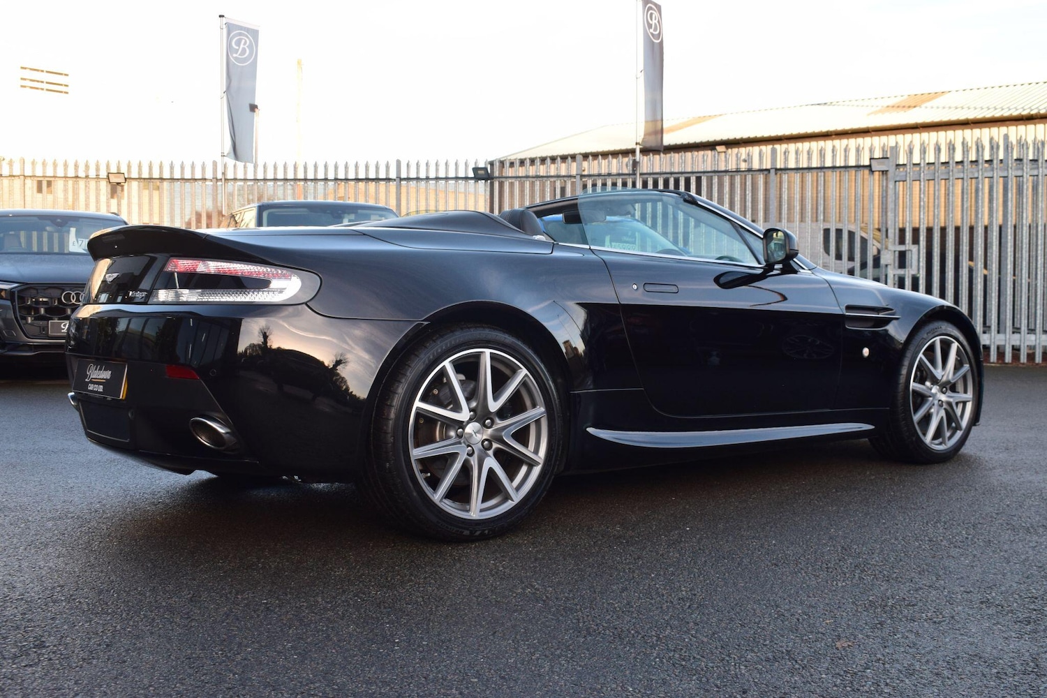 Used Aston Martin Vantage 2014 for sale - 77175498: Photo 34