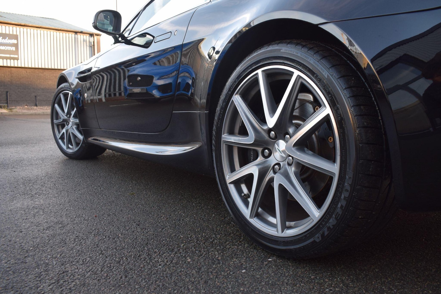 Used Aston Martin Vantage 2014 for sale - 77175498: Photo 37