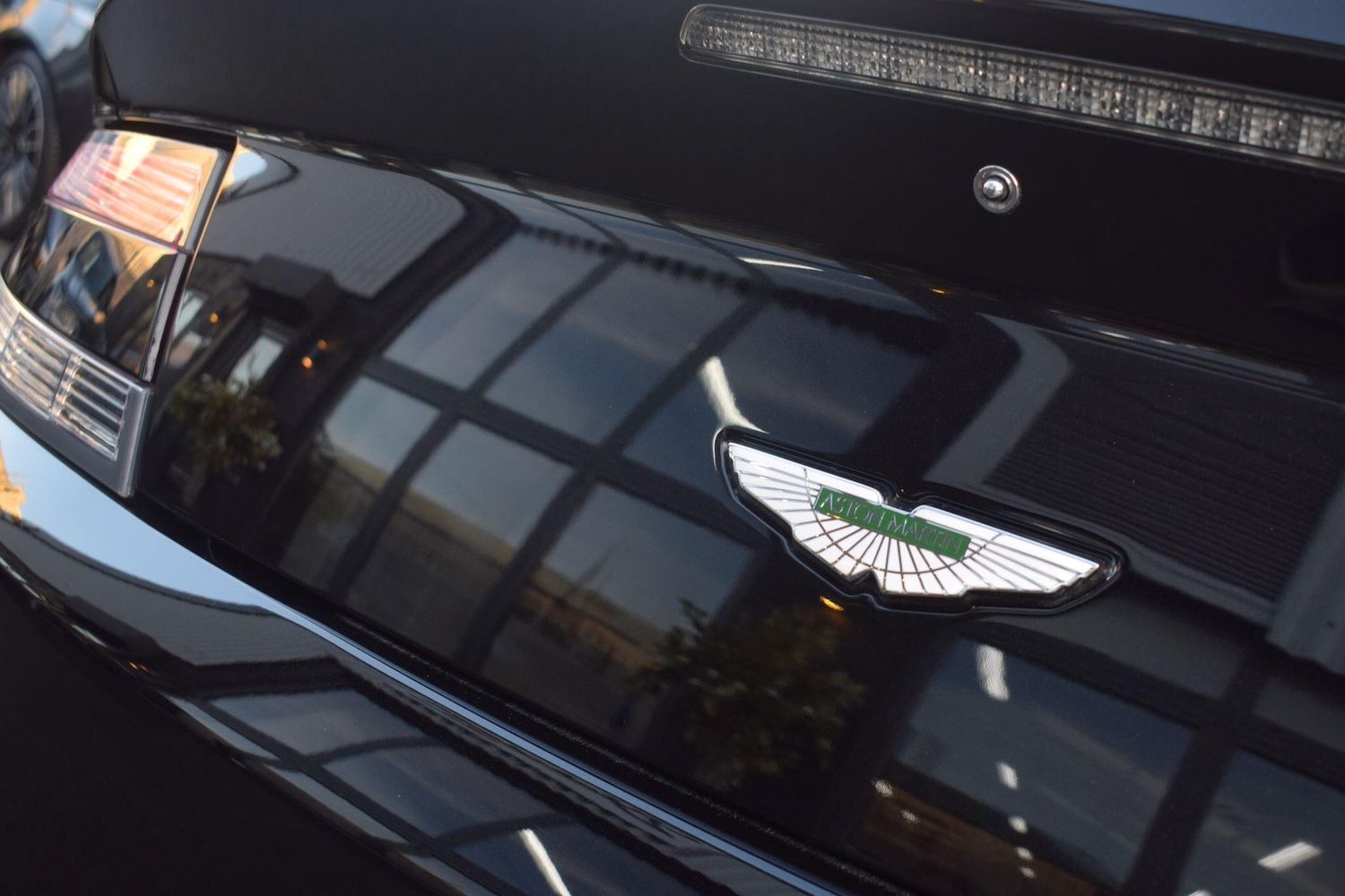 Used Aston Martin Vantage 2014 for sale - 77175498: Photo 41