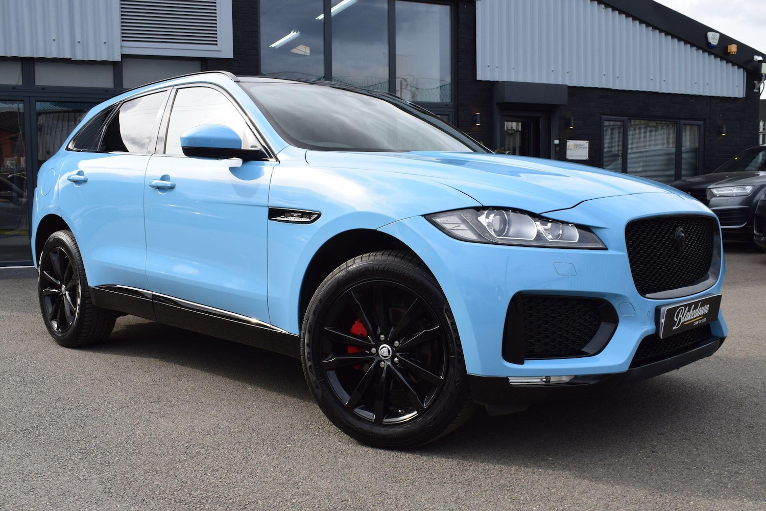 Used Jaguar F-Pace 2020 for sale - 76094422: Photo 3