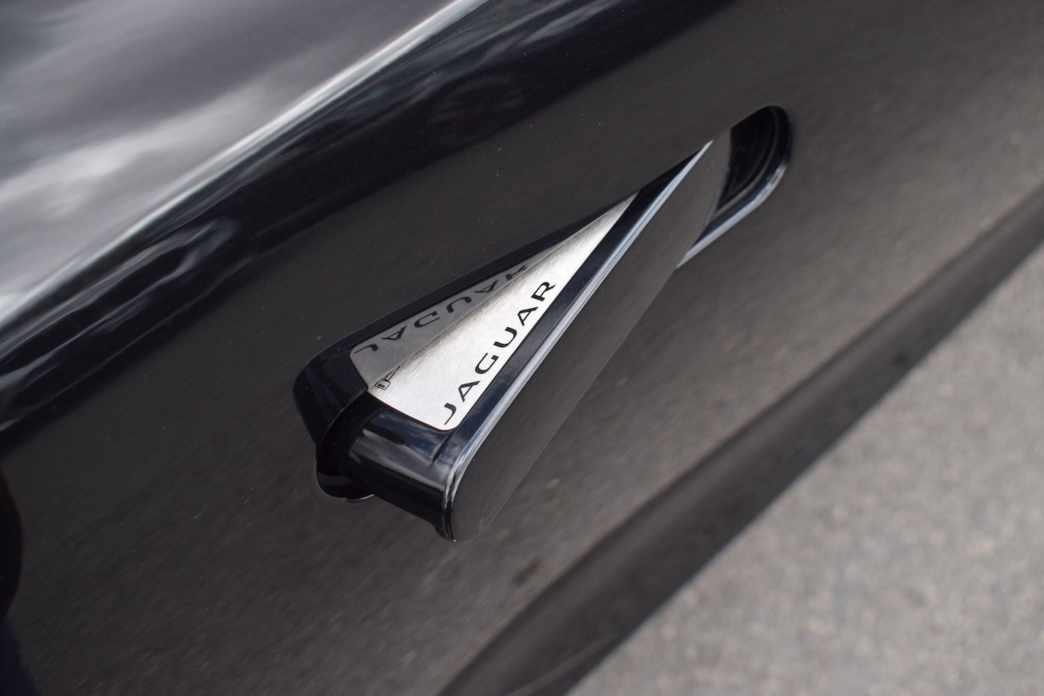 Used Jaguar F-Type 2018 for sale - 76753242: Photo 45