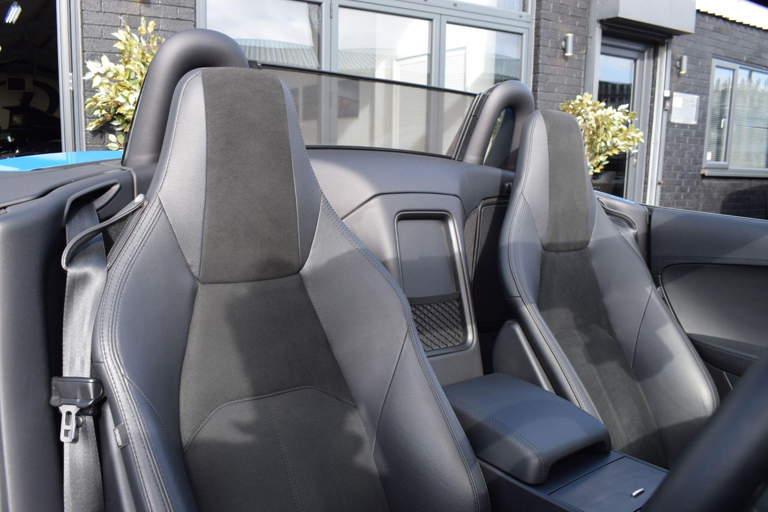 Used Jaguar F-Type 2018 for sale - 77892083: Photo 12