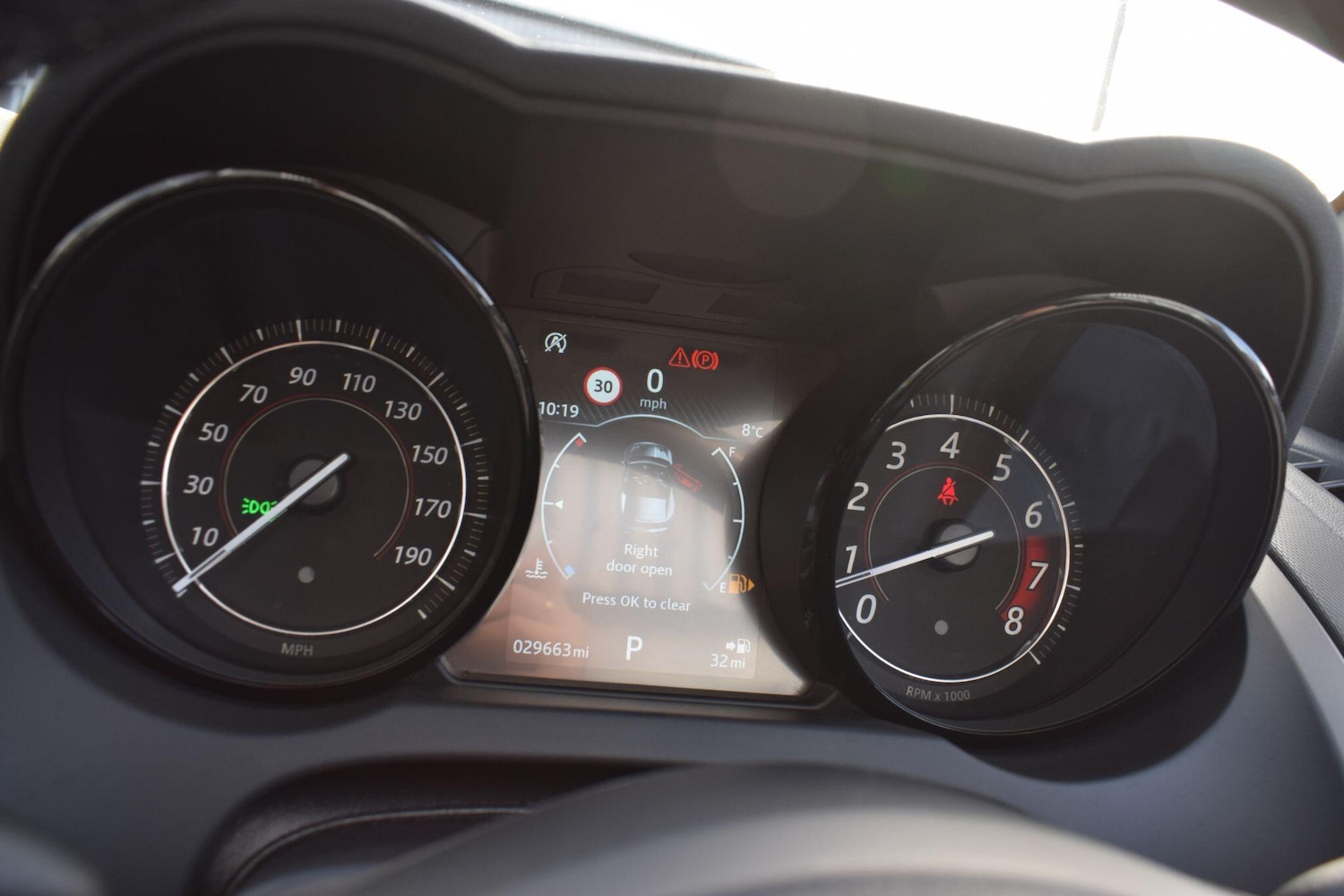 Used Jaguar F-Type 2018 for sale - 77892083: Photo 24