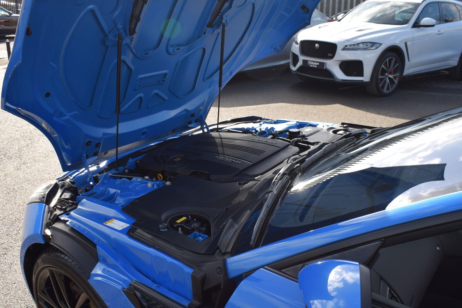 Used Jaguar F-Type 2018 for sale - 77892083: Photo 28