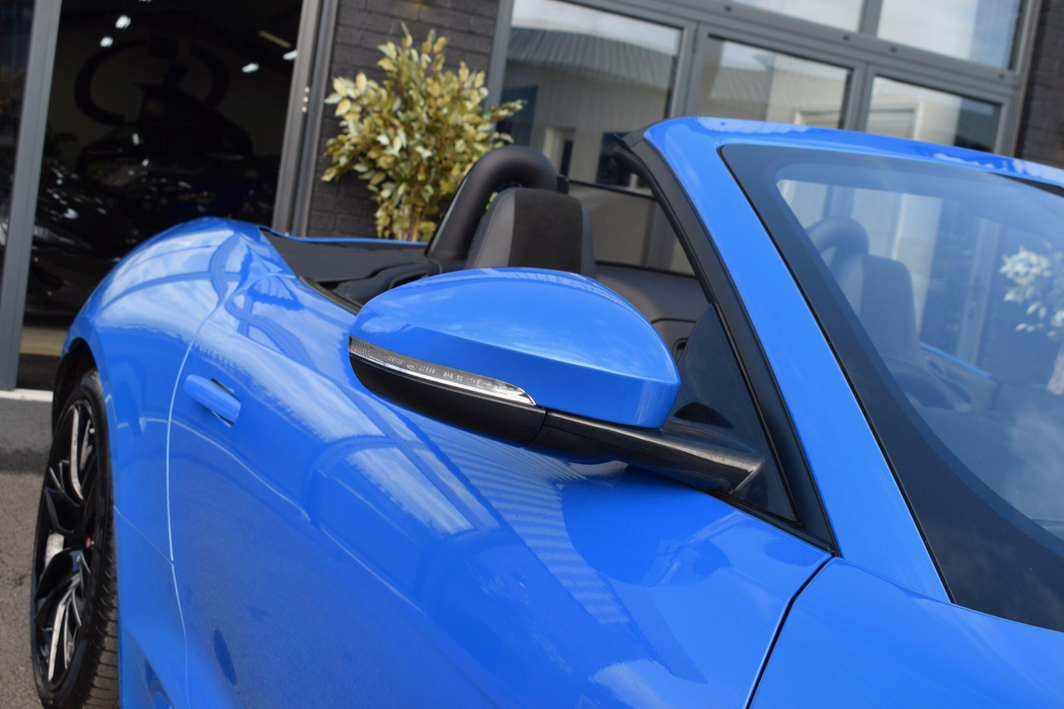 Used Jaguar F-Type 2018 for sale - 77892083: Photo 39