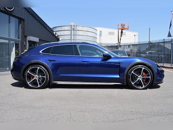 Used Porsche Taycan 2021 for sale - 79425707: Photo