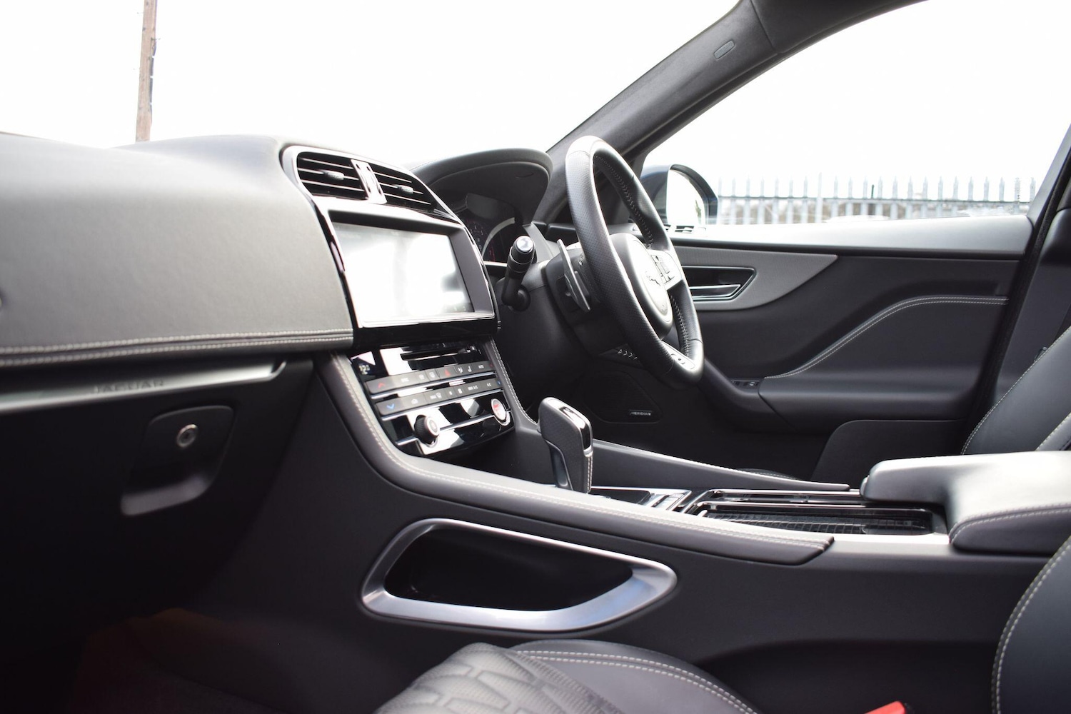 Used Jaguar F-Pace 2020 for sale - 77097433: Photo 8