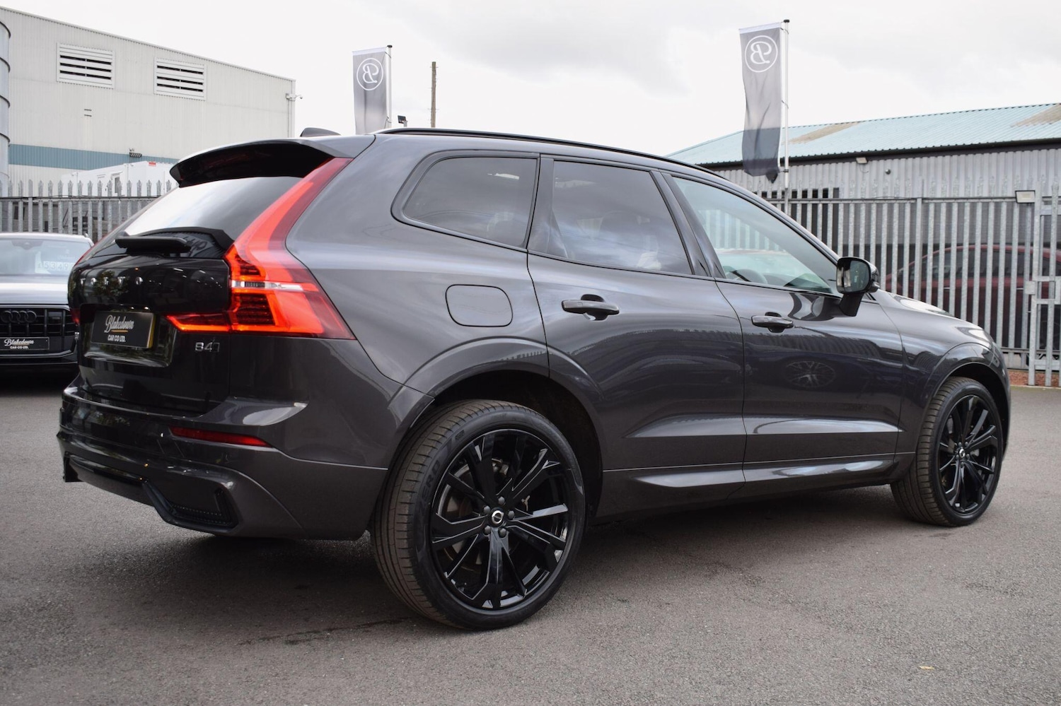 Used Volvo XC60 2021 for sale - 76528020: Photo 6