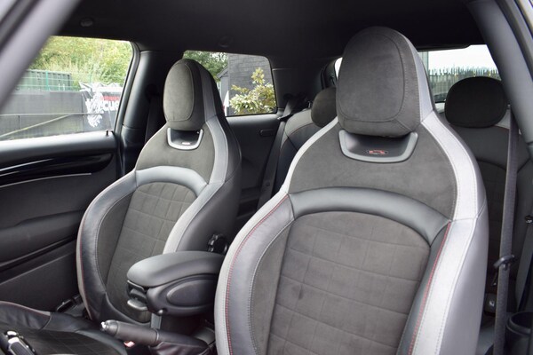 Used MINI Hatch 2022 for sale - 76317800: Photo 9