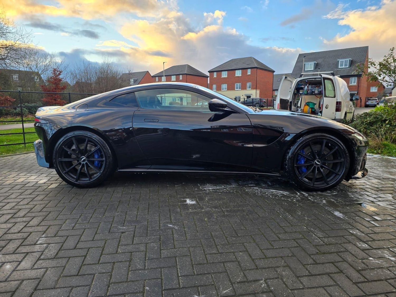 Used Aston Martin Vantage 2020 for sale - 77049901: Photo 3