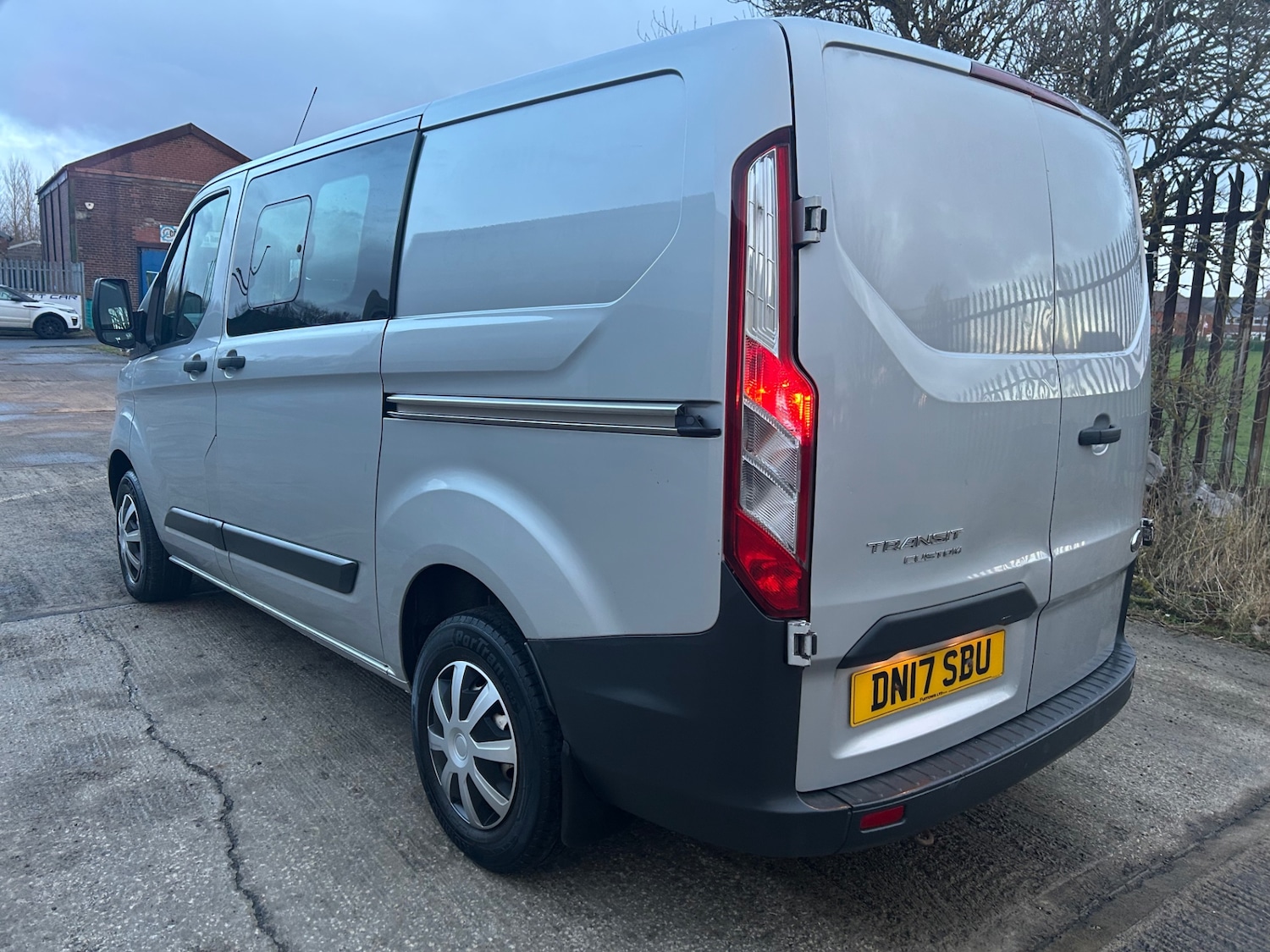 Used Ford Transit Custom 2017 for sale - 77128117: Photo 11