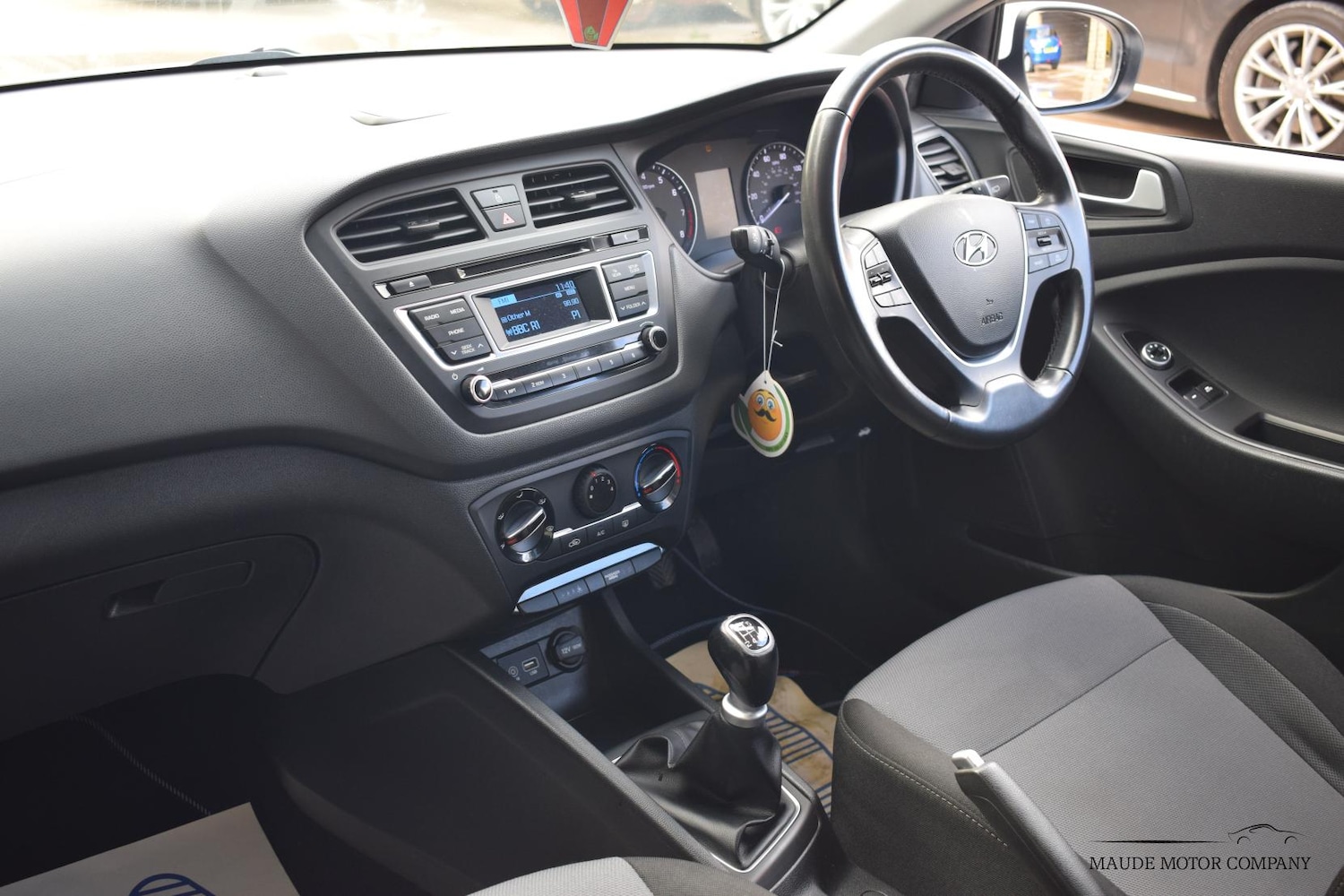 Used Hyundai i20 2015 for sale - 76818137: Photo 11