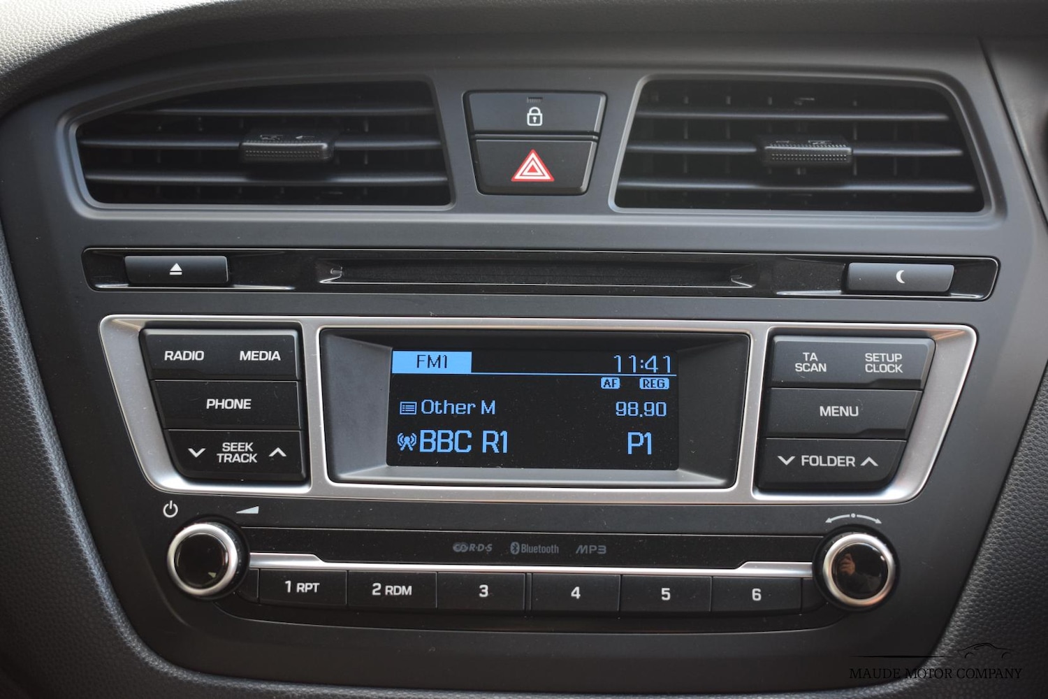 Used Hyundai i20 2015 for sale - 76818137: Photo 15