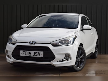 Used Hyundai i20 2015 for sale - 76818137: Photo
