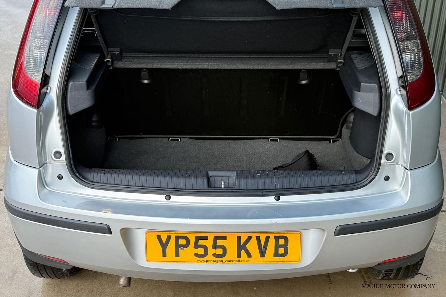 Used Vauxhall Corsa 2006 for sale - 76818135: Photo 8