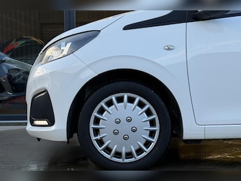 Used Peugeot 108 2016 for sale - 76925333: Photo