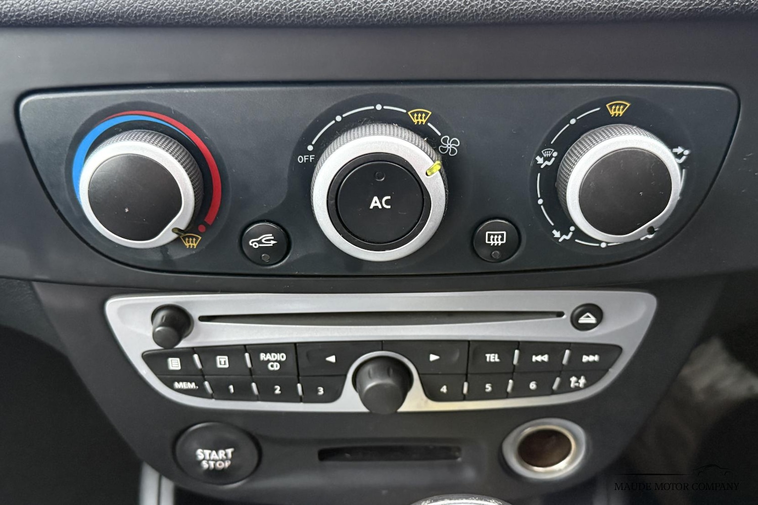 Used Renault Megane 2011 for sale - 76818129: Photo 18