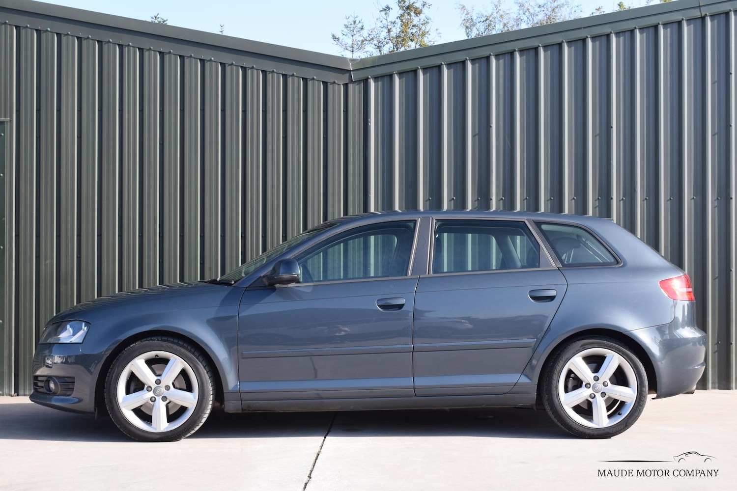 Used Audi A3 2009 for sale - 76818127: Photo 2