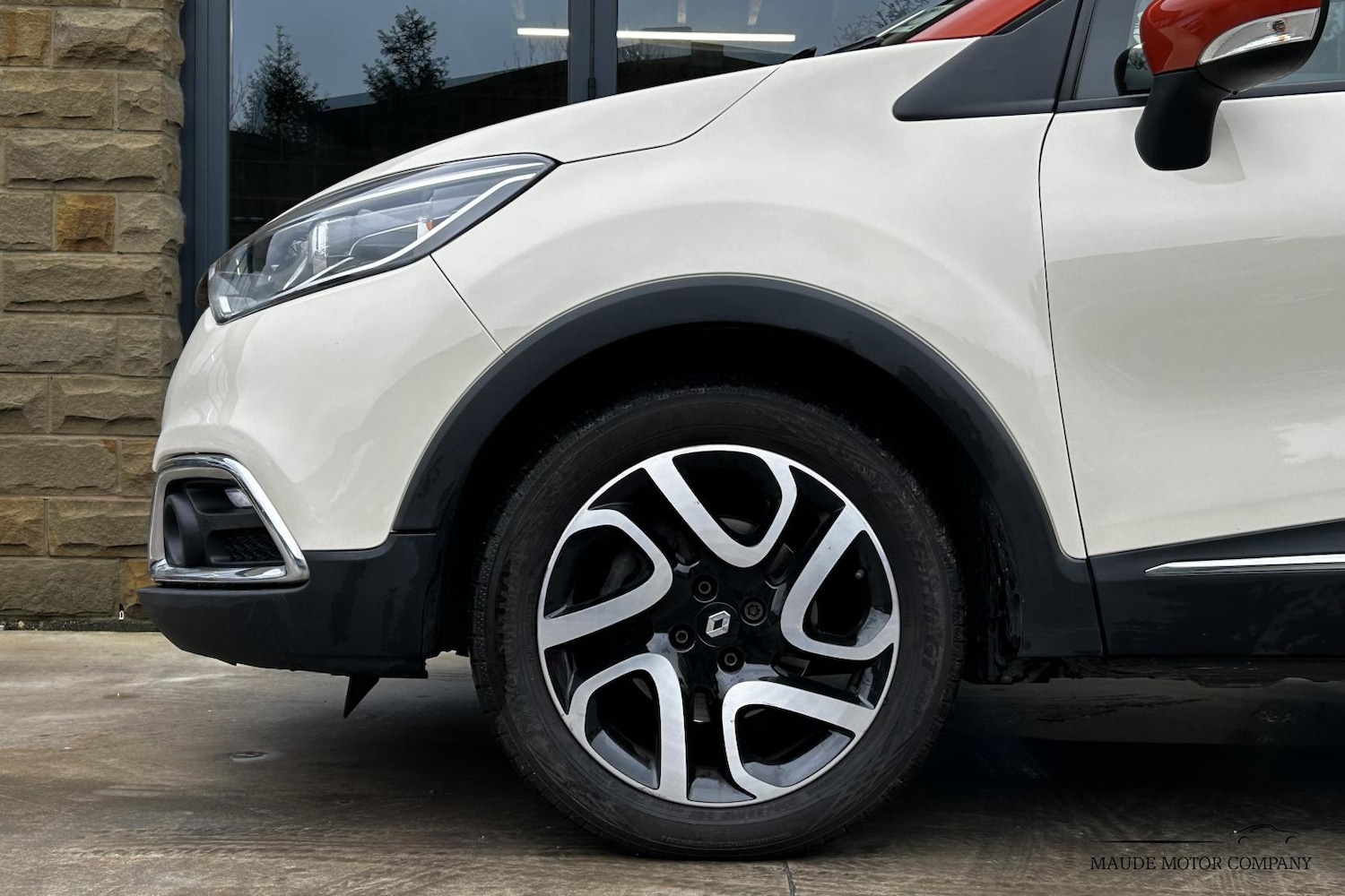 Used Renault Captur 2015 for sale - 77536391: Photo 4