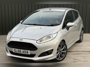 Used Ford Fiesta 2016 for sale - 76818125: Photo